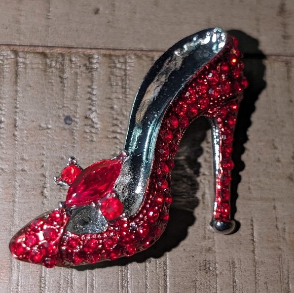 🆕 Absolutely Stunning Red High Heel Brooche. - Picture 8 of 8